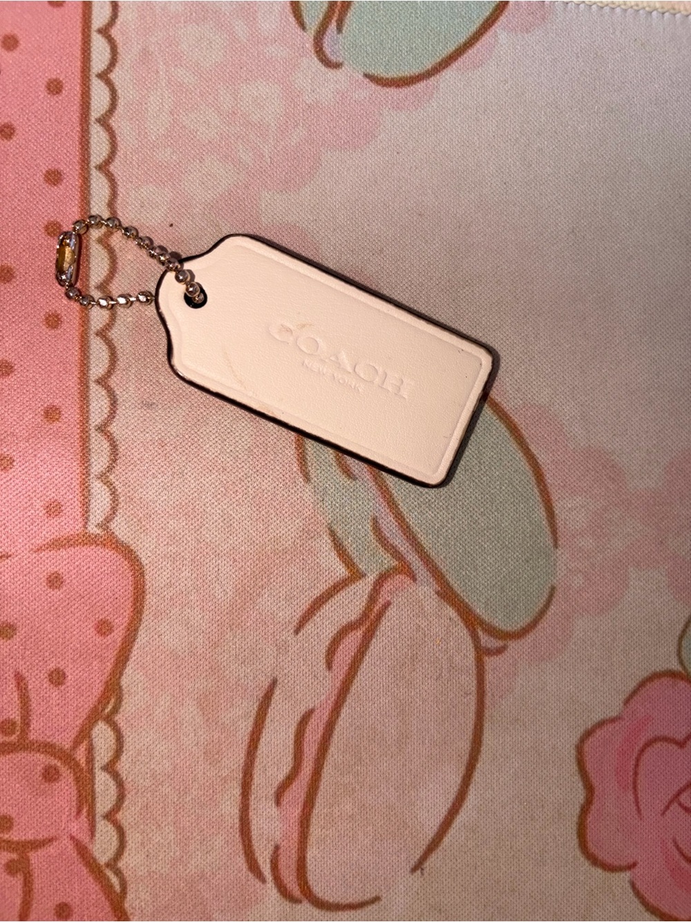Coach Beige Hangtag